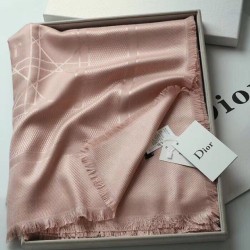 Christian Dior Cannage Scialle 140cm Rosa Chiaro Christian Dior Cannage Scialle 140cm Rosa Chiaro