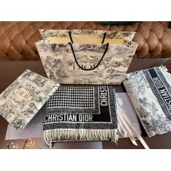 Dior 30 Montaigne Coperta Pied de poule Cashmere e Lana Dior 30 Montaigne Coperta Pied de poule Cashmere e Lana