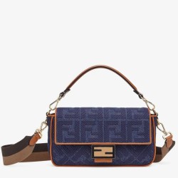 Borsa media Fendi Baguette blu denim