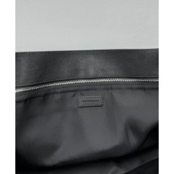 Balenciaga Grungy Medium Messenger Bag Nero Balenciaga Grungy Medium Messenger Bag Nero