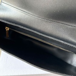 Celine Borsa Polly media Pelle di vitello morbida nera Celine Borsa Polly media Pelle di vitello morbida nera