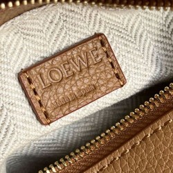 Loewe Puzzle Mini Bag Pelle di vitello granulata toffee