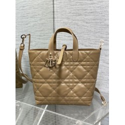 Borsa tote verticale Dior piccola/media Dior Toujours marrone