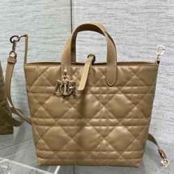 Borsa tote verticale Dior piccola/media Dior Toujours marrone