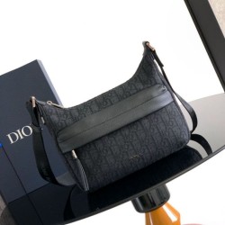 Borsa hobo morbida Dior Rider piccola da uomo replica Dior Dior Oblique Jacquard nera Imitazione