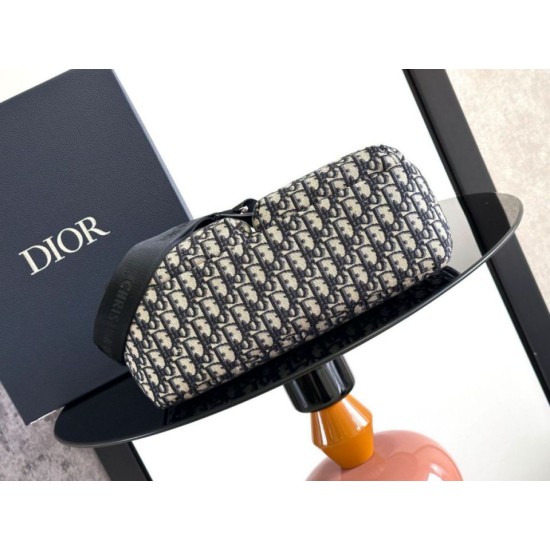 Replica Borsa hobo morbida Dior Rider media Dior Oblique Jacquard nera/beige Imitazioni Falso Replica Borsa hobo morbida Dior Rider media Dior Oblique Jacquard nera/beige Imitazioni Falso