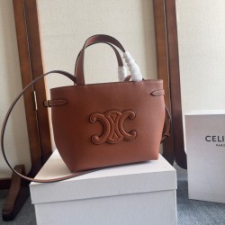 Replica Borsa Celine Mini Cabas Anais Triomphe Marrone in Vitello Granato Imitazioni