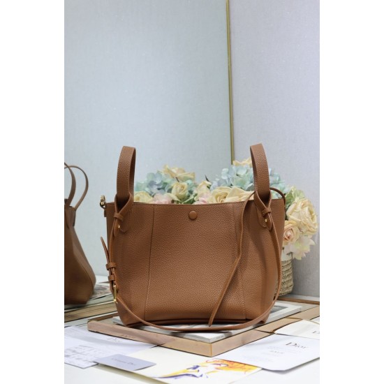 Replica Borsa a secchiello Dior Signature piccola/media marrone Imitazioni Falso Replica Borsa a secchiello Dior Signature piccola/media marrone Imitazioni Falso