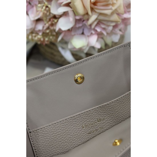 Replica Borsa a secchiello Dior Signature piccola/media grigia Imitazioni Falso Replica Borsa a secchiello Dior Signature piccola/media grigia Imitazioni Falso