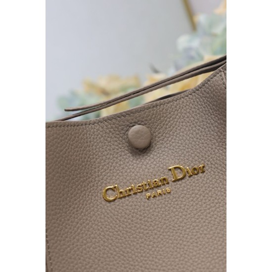 Replica Borsa a secchiello Dior Signature piccola/media grigia Imitazioni Falso Replica Borsa a secchiello Dior Signature piccola/media grigia Imitazioni Falso