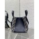 Borsa a secchiello Dior Signature piccola/media replica Dior Oblique Jacquard blu Imitazione Borsa a secchiello Dior Signature piccola/media replica Dior Oblique Jacquard blu Imitazione
