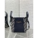 Borsa a secchiello Dior Signature piccola/media replica Dior Oblique Jacquard blu Imitazione Borsa a secchiello Dior Signature piccola/media replica Dior Oblique Jacquard blu Imitazione