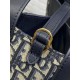 Borsa a secchiello Dior Signature piccola/media replica Dior Oblique Jacquard blu Imitazione Borsa a secchiello Dior Signature piccola/media replica Dior Oblique Jacquard blu Imitazione
