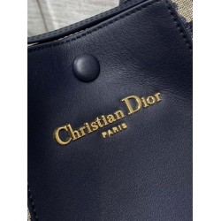Borsa a secchiello Dior Signature piccola/media replica Dior Oblique Jacquard blu Borsa a secchiello Dior Signature piccola/media replica Dior Oblique Jacquard blu