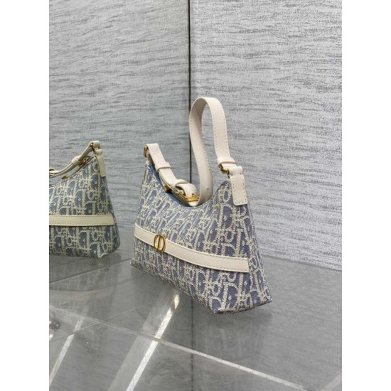 Replica Mini borsa Dior Miss Caro Cigale Oblique Chambray con effetto rafia Blu Imitazioni Falso Replica Mini borsa Dior Miss Caro Cigale Oblique Chambray con effetto rafia Blu Imitazioni Falso