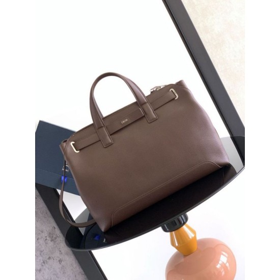 Replica Borsa tote Dior Normandie media da uomo marrone Imitazioni Falso Replica Borsa tote Dior Normandie media da uomo marrone Imitazioni Falso