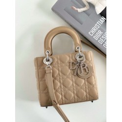 Borsa Dior Classic Lady piccola Dior My ABCDior beige Imitazioni Borsa Dior Classic Lady piccola Dior My ABCDior beige Imitazioni