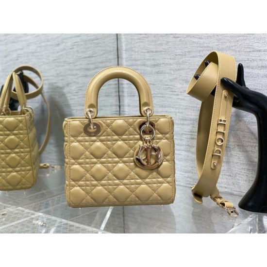 Replica Borsa Dior Lady Dior My ABCDior Piccola Pastello Imitazioni Falso Replica Borsa Dior Lady Dior My ABCDior Piccola Pastello Imitazioni Falso