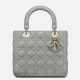 Replica Borsa Dior Lady Dior Media con Charm Smaltato Grigio Imitazioni Falso Replica Borsa Dior Lady Dior Media con Charm Smaltato Grigio Imitazioni Falso