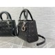 Replica Borsa Dior Lady Dior Media in Pelle di Vitello Granata Nera Imitazioni Falso Replica Borsa Dior Lady Dior Media in Pelle di Vitello Granata Nera Imitazioni Falso