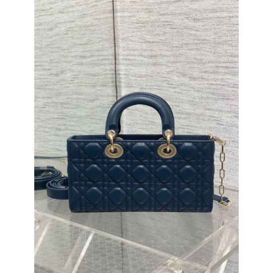 Replica Borsa Dior Lady D-Joy Media Cannage Blu Imitazioni Falso Replica Borsa Dior Lady D-Joy Media Cannage Blu Imitazioni Falso