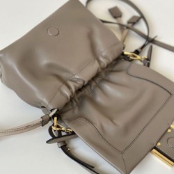 Replica Borsa Fendi Mamma Baguette Piccola Grigia Replica Borsa Fendi Mamma Baguette Piccola Grigia