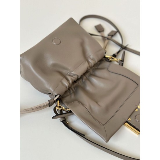 Replica Borsa Fendi Mamma Baguette Piccola Grigia Imitazioni Falso