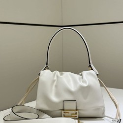Borsa Fendi Mamma Baguette Media/Grande Nappa Beige