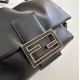 Replica Borsa Fendi Mamma Baguette Piccola Nera Imitazioni Falso Replica Borsa Fendi Mamma Baguette Piccola Nera Imitazioni Falso
