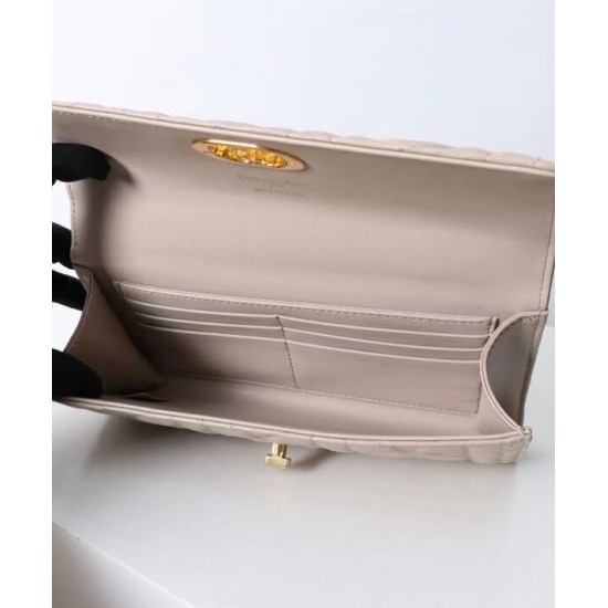 Replica Pochette Dior Miss Caro Albicocca Replica Pochette Dior Miss Caro Albicocca