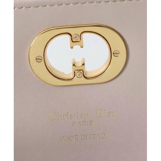 Replica Pochette Dior Miss Caro Albicocca Replica Pochette Dior Miss Caro Albicocca