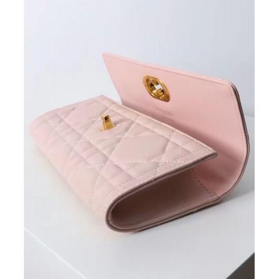 Replica Pochette Dior Miss Caro Top Handle Clutch Rosa Imitazioni Falso Replica Pochette Dior Miss Caro Top Handle Clutch Rosa Imitazioni Falso