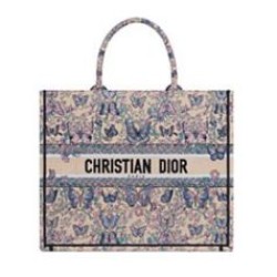 Borsa Dior Book Tote grande Dior M1286 Albicocca ricamata con il motivo Papillon Toile de Jouy blu di Pietro Ruffo