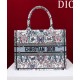 Replica Borsa Dior Book Tote Media Dior M1286 ricamata con Pietro Ruffo Bianco Imitazioni Falso Replica Borsa Dior Book Tote Media Dior M1286 ricamata con Pietro Ruffo Bianco Imitazioni Falso