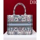Replica Borsa Dior Book Tote Media Dior M1286 ricamata con Pietro Ruffo Bianco Imitazioni Falso Replica Borsa Dior Book Tote Media Dior M1286 ricamata con Pietro Ruffo Bianco Imitazioni Falso