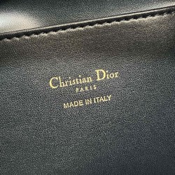 Replica Borsa a secchiello Dior Caro piccola Dior M3372 Nero Replica Borsa a secchiello Dior Caro piccola Dior M3372 Nero