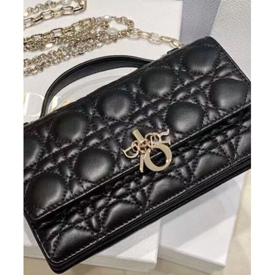Replica Borsa Dior My Dior con Maniglia 21 cm Nera Imitazioni Falso Replica Borsa Dior My Dior con Maniglia 21 cm Nera Imitazioni Falso