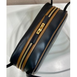 Borsa a tracolla Prada Swing Smooth Replica 1BC249 Nero Borsa a tracolla Prada Swing Smooth Replica 1BC249 Nero