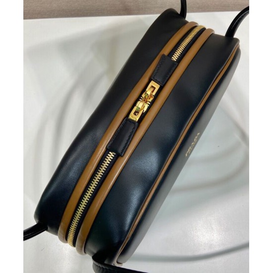Replica Borsa a tracolla Prada Swing Smooth 1BC249 Nero Imitazione Replica Borsa a tracolla Prada Swing Smooth 1BC249 Nero Imitazione