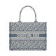 Replica Borsa Dior Book Tote Dior blu ricamata con motivo Dior Oblique grigio imitazione False Online Replica Borsa Dior Book Tote Dior blu ricamata con motivo Dior Oblique grigio imitazione False Online