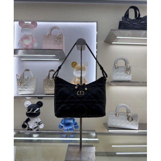 Replica Mini borsa Christian Dior Miss Caro Diorling con catena, nera Replica Mini borsa Christian Dior Miss Caro Diorling con catena, nera