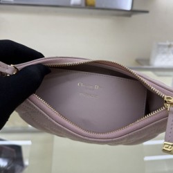 Mini borsa Christian Dior Miss Caro Diorling con catena, rosa Mini borsa Christian Dior Miss Caro Diorling con catena, rosa