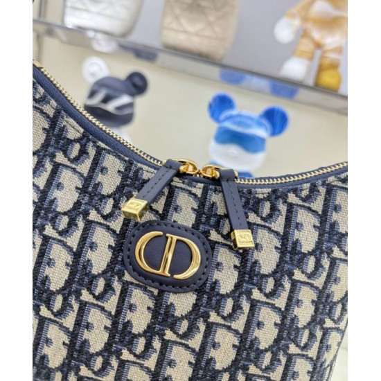 Replica Mini borsa Christian Dior 30 Montaigne Diorling con catena, blu scuro Replica Mini borsa Christian Dior 30 Montaigne Diorling con catena, blu scuro