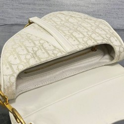 Borsa Dior Saddle con tracolla Crema