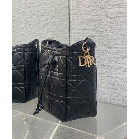 Replica Borsa Christian Dior D-Motion media nera Replica Borsa Christian Dior D-Motion media nera