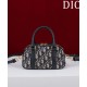 Replica Borsa Christian Dior D-Vibe East-West Nano, blu scuro Replica Borsa Christian Dior D-Vibe East-West Nano, blu scuro