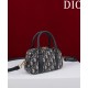 Replica Borsa Christian Dior D-Vibe East-West Nano, blu scuro Replica Borsa Christian Dior D-Vibe East-West Nano, blu scuro