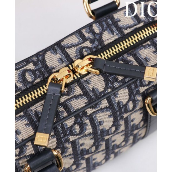Replica Borsa Christian Dior D-Vibe East-West Nano, blu scuro Replica Borsa Christian Dior D-Vibe East-West Nano, blu scuro