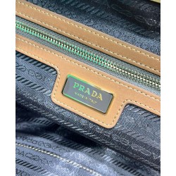 Borsa Prada Re-Edition 1980 grande in Saffiano Re-Nylon, caffè