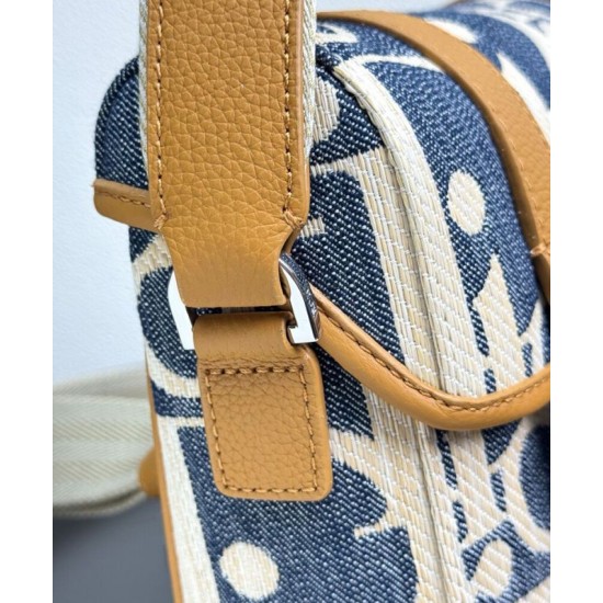 Replica Borsa a tracolla Dior Hit The Road con patta Dior Dior Oblique denim jacquard Blu Imitazioni Falso Replica Borsa a tracolla Dior Hit The Road con patta Dior Dior Oblique denim jacquard Blu Imitazioni Falso